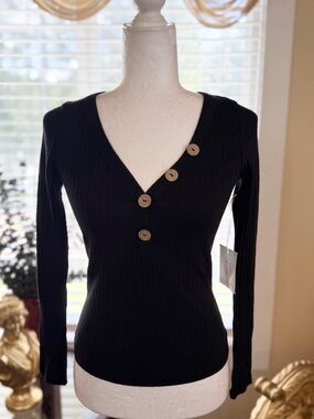 Black Ribbed V-Neck Button Front Long Sleeve Top